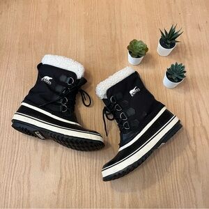 Sorel Women's Winter Carnival Boots